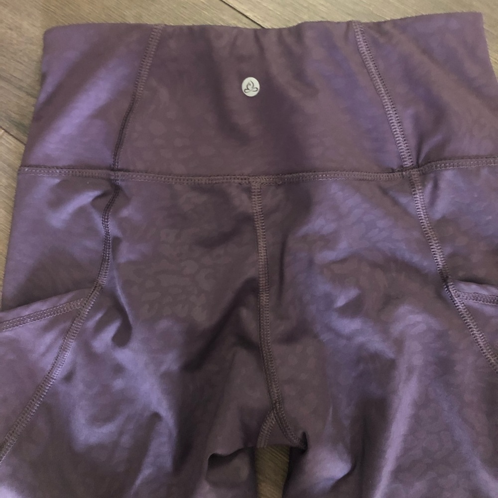 APANA leopard print purple leggings Sz. XS - Picture 2 of 6